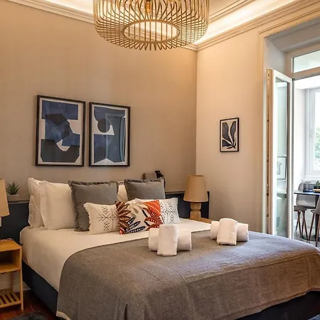 Lisbeyond - Estrela Gem - Walk To Basilica&parks Apartment